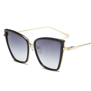 Retro Large Cats Eye Sunglasses - Capacina