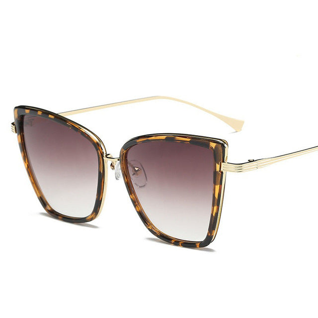 Retro Large Cats Eye Sunglasses - Capacina